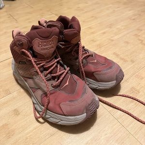 Hoka Anacapa Hiking Boots